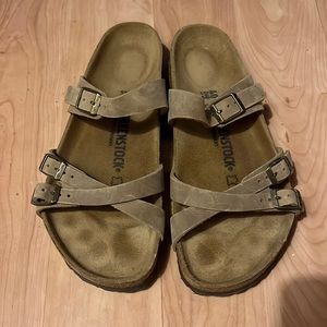 Birkenstock franca sandals womens size 9. Barely worn a few times. Tobacco brown